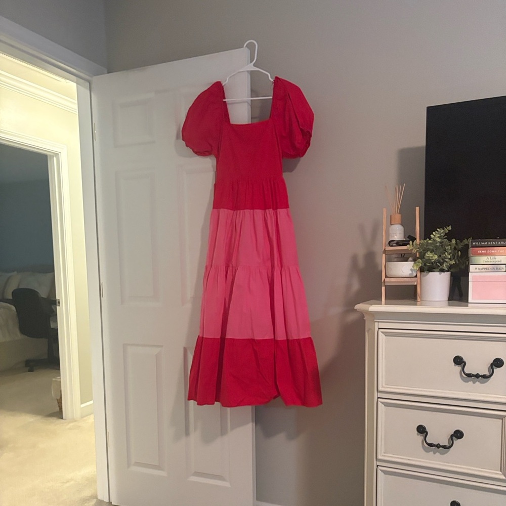 English Factory Color Block Puff Sleeve Maxi Dress in red and pink women’s small